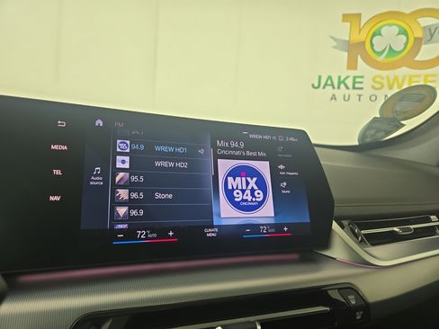 Used 2023 BMW X1 xDrive28i w/ Premium Package image 19