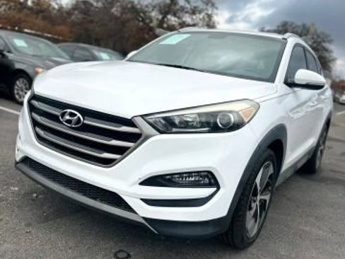 Used 2016 Hyundai Tucson Sport image 1