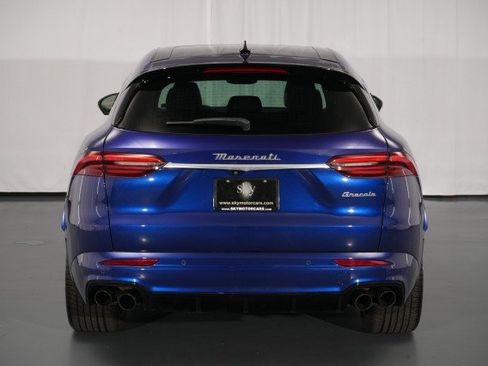 Used 2023 Maserati Grecale Modena AWD/4WD image 16