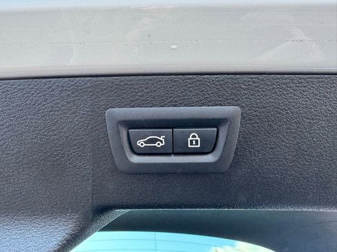 Used 2017 BMW X6 M image 36