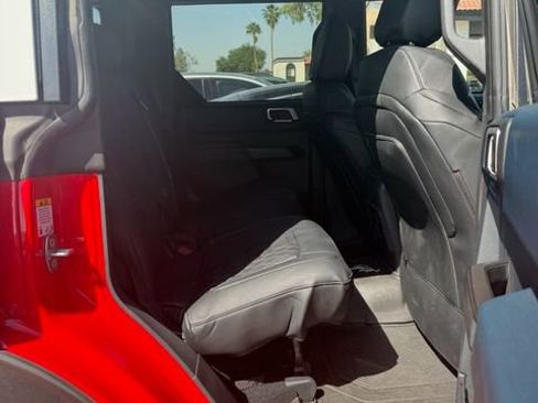 Used 2024 Ford Bronco Heritage Edition image 3