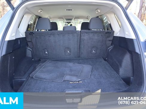 Used 2024 Nissan Rogue SV image 21