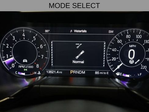 Used 2022 Ford Mustang Shelby GT500 w/ Carbon Fiber Track Pack image 30