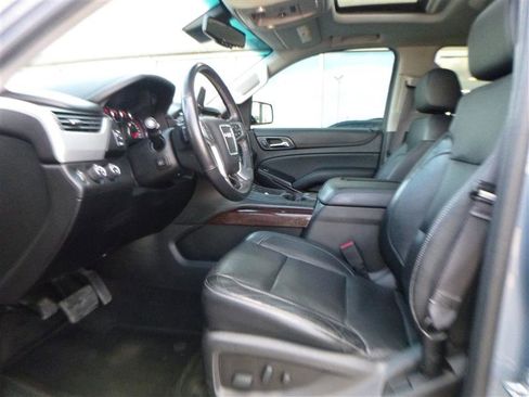 Used 2016 GMC Yukon SLT w/ Open Road Package AWD/4WD image 5
