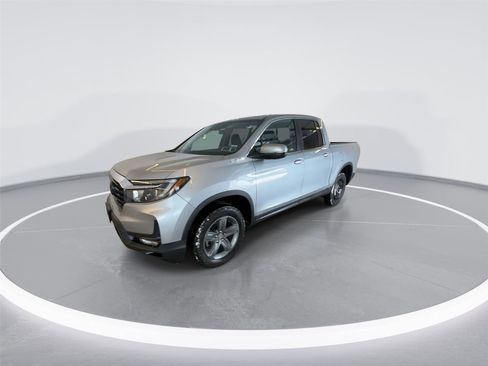 Used 2023 Honda Ridgeline RTL image 3