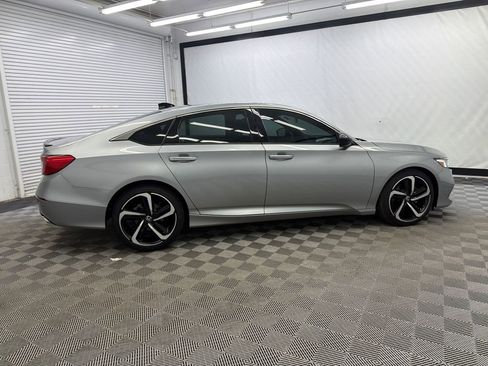 Used 2022 Honda Accord Sport image 6
