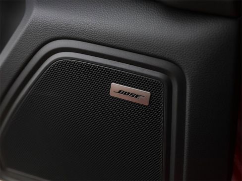 Used 2025 Porsche Macan image 29