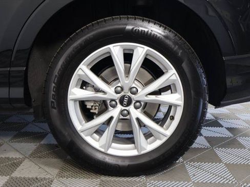 Certified 2025 Audi Q3 2.0T Premium Plus w/ Premium Plus Package AWD/4WD image 16