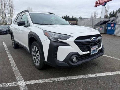 Certified 2024 Subaru Outback Premium image 4