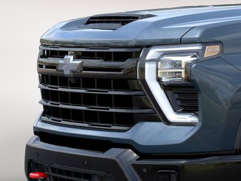 Used 2026 Chevrolet Silverado 2500 LT w/ Trail Boss Package AWD/4WD image 14