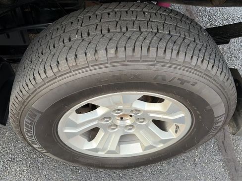 Used 2019 Chevrolet Silverado 1500 LT w/ All Star Edition image 25