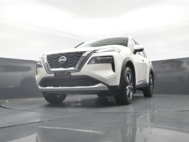 Certified 2023 Nissan Rogue Platinum w/ Platinum Premium Package AWD/4WD image 32
