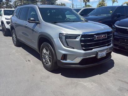 Used 2025 GMC Acadia Elevation