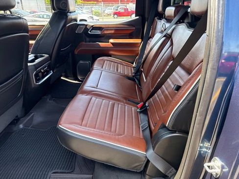 Used 2023 GMC Sierra 1500 Denali Ultimate image 18