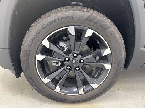 New 2026 Chevrolet Equinox RS AWD/4WD image 37