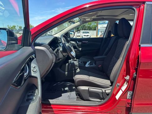 Used 2019 Nissan Rogue Sport S FWD image 21