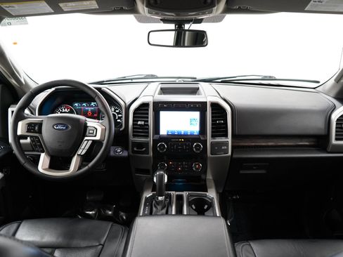 Used 2020 Ford F150 Lariat RWD image 13