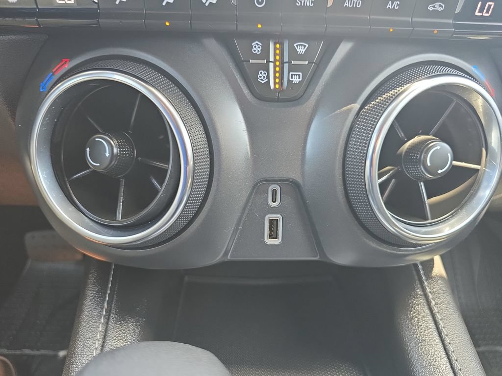 Used 2024 Chevrolet Blazer LT w/ Driver Confidence Package AWD/4WD image 34