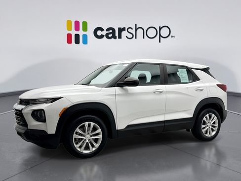 Used 2022 Chevrolet TrailBlazer LS FWD image 1