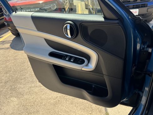 Used 2024 MINI Cooper Countryman S w/ Premium Package image 26