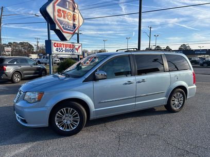 Used 2013 Chrysler Town & Country Touring-L w/ Entertainment Group #2