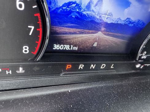 Used 2023 Ford Explorer XLT w/ Equipment Group 202A AWD/4WD image 10