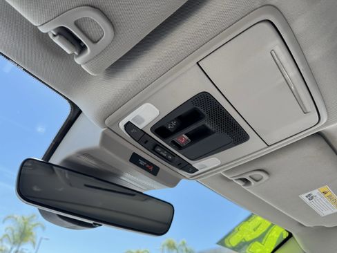 Used 2024 Honda Accord Touring image 30
