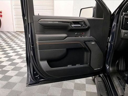 Used 2022 GMC Sierra 1500 AT4 w/ AT4 Premium Package image 18