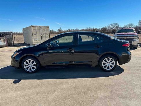 Certified 2024 Toyota Corolla LE image 6