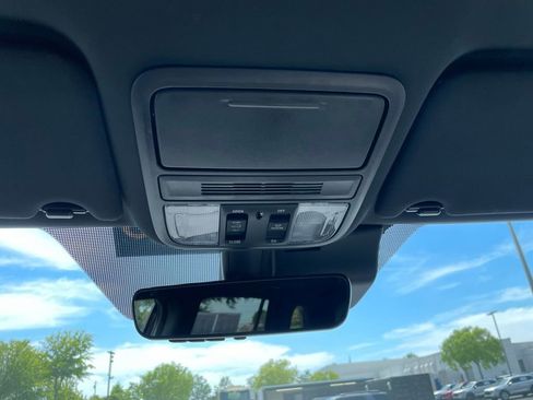 Certified 2025 Honda Passport EX-L image 16