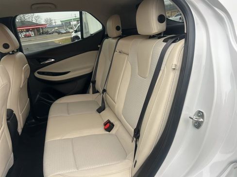 Used 2022 Buick Encore GX Select w/ Sport Touring Package image 30