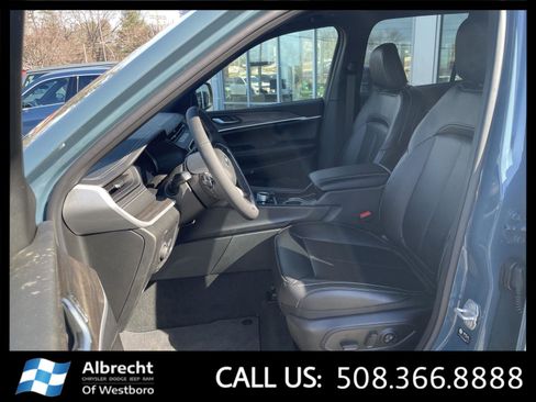 New 2026 Jeep Grand Cherokee Limited image 10