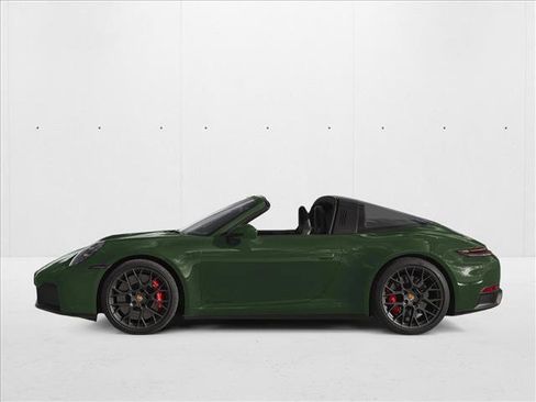 New 2026 Porsche 911 Targa 4S image 2
