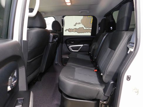 Used 2017 Nissan Titan SV image 65