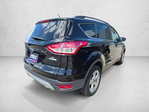 Used 2016 Ford Escape SE w/ Equipment Group 201A FWD image 4