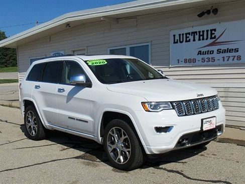 Used 2020 Jeep Grand Cherokee Overland w/ Interior Metal Package AWD/4WD image 4