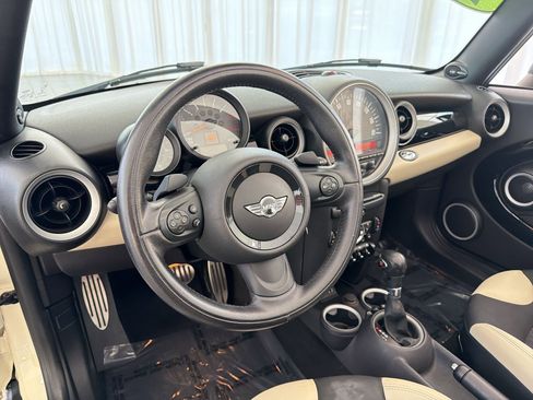Used 2015 MINI Cooper S FWD image 4
