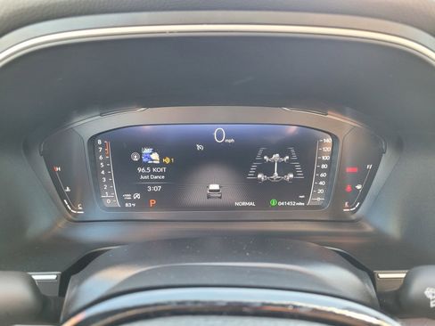 Certified 2023 Honda Pilot Elite image 19