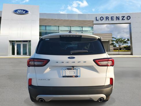 New 2026 Ford Escape Active image 4