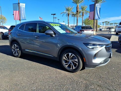 Used 2022 Buick Envision Essence w/ Technology Package I image 3