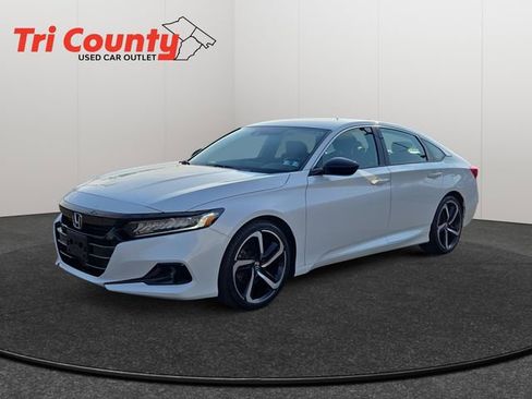 Used 2022 Honda Accord Sport image 3