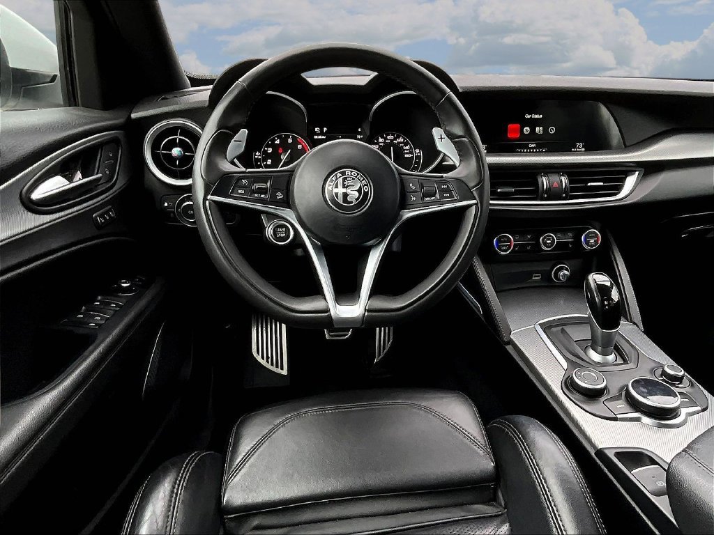 Used 2019 Alfa Romeo Stelvio Ti Sport w/ Quick Order Package 22S Sport AWD/4WD image 8