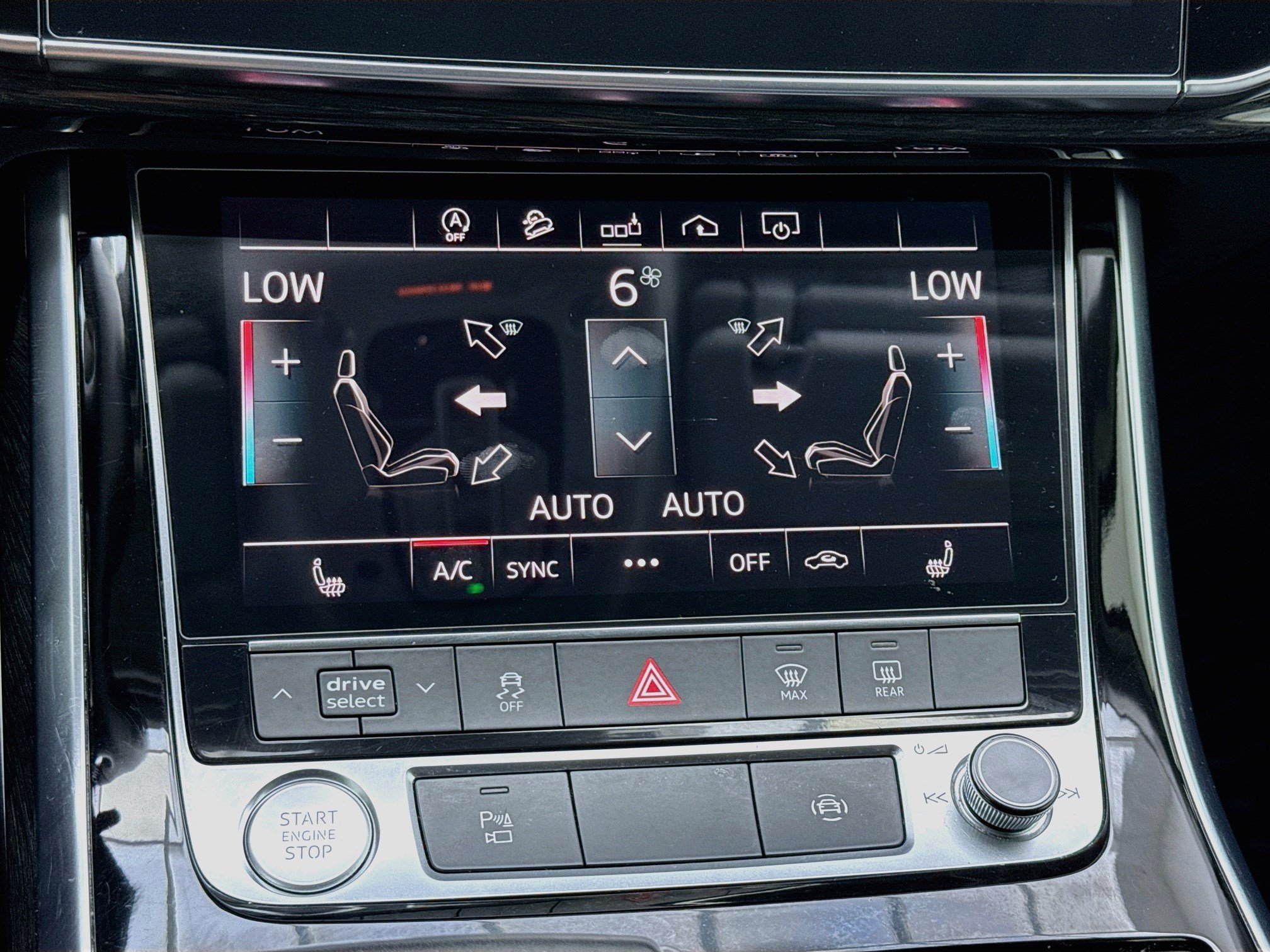 Used 2020 Audi Q7 3.0T Premium Plus w/ Premium Plus Package AWD/4WD image 12