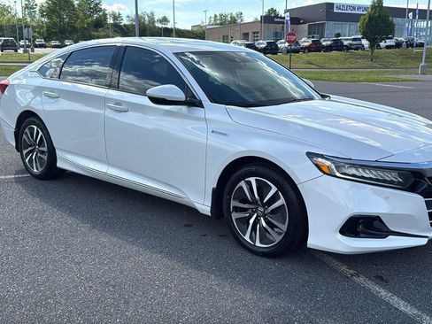 Used 2022 Honda Accord EX-L image 2