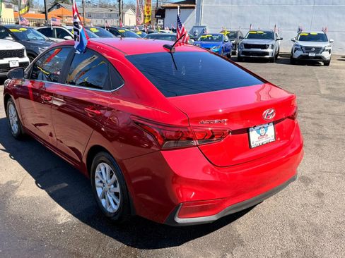 Used 2022 Hyundai Accent SEL image 5