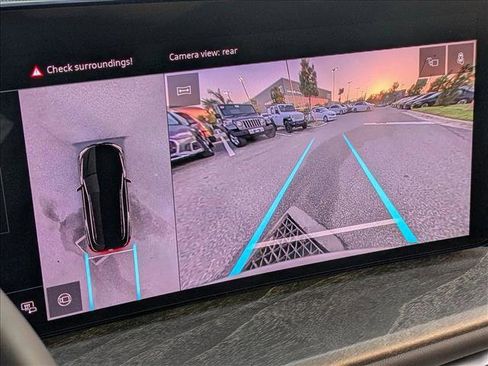 Certified 2025 Audi Q5 Premium w/ Convenience Package image 11