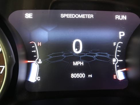 Used 2018 Jeep Compass Latitude w/ Popular Equipment Group FWD image 22
