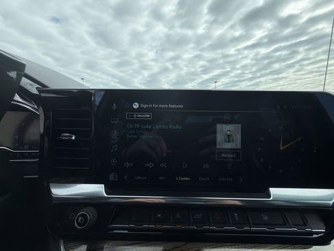 Certified 2025 Chevrolet Silverado 1500 LT image 14