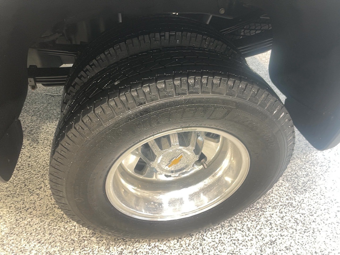Used 2024 Chevrolet Silverado 3500 High Country w/ High Country Premium Package AWD/4WD image 16