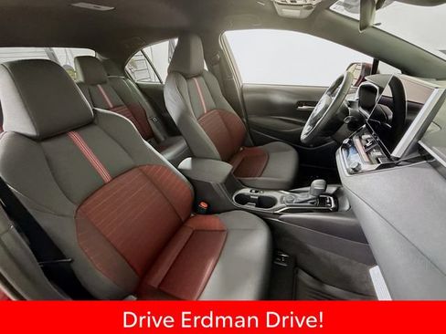 Certified 2026 Toyota Corolla SE w/ SE Package FWD image 23